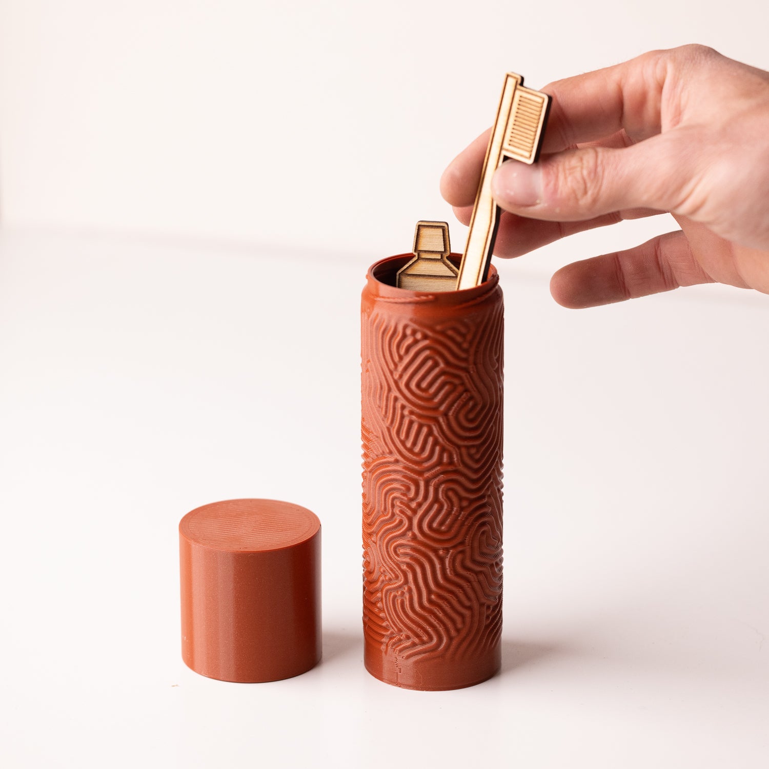 Transport box - Toothbrush - Made from wood