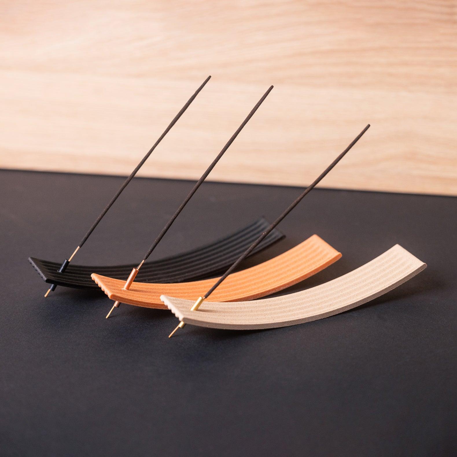 Porte-encens - A base de bois avec insert en métal - Balance