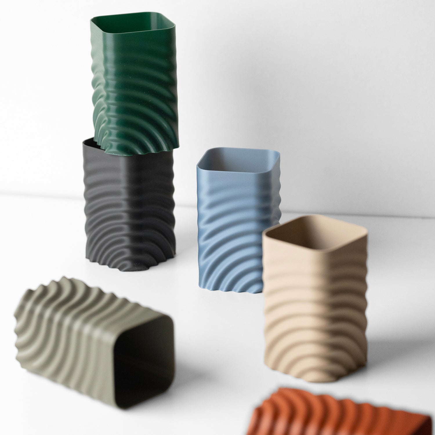 Pencil/brush holder - Earthy colors - Wavy