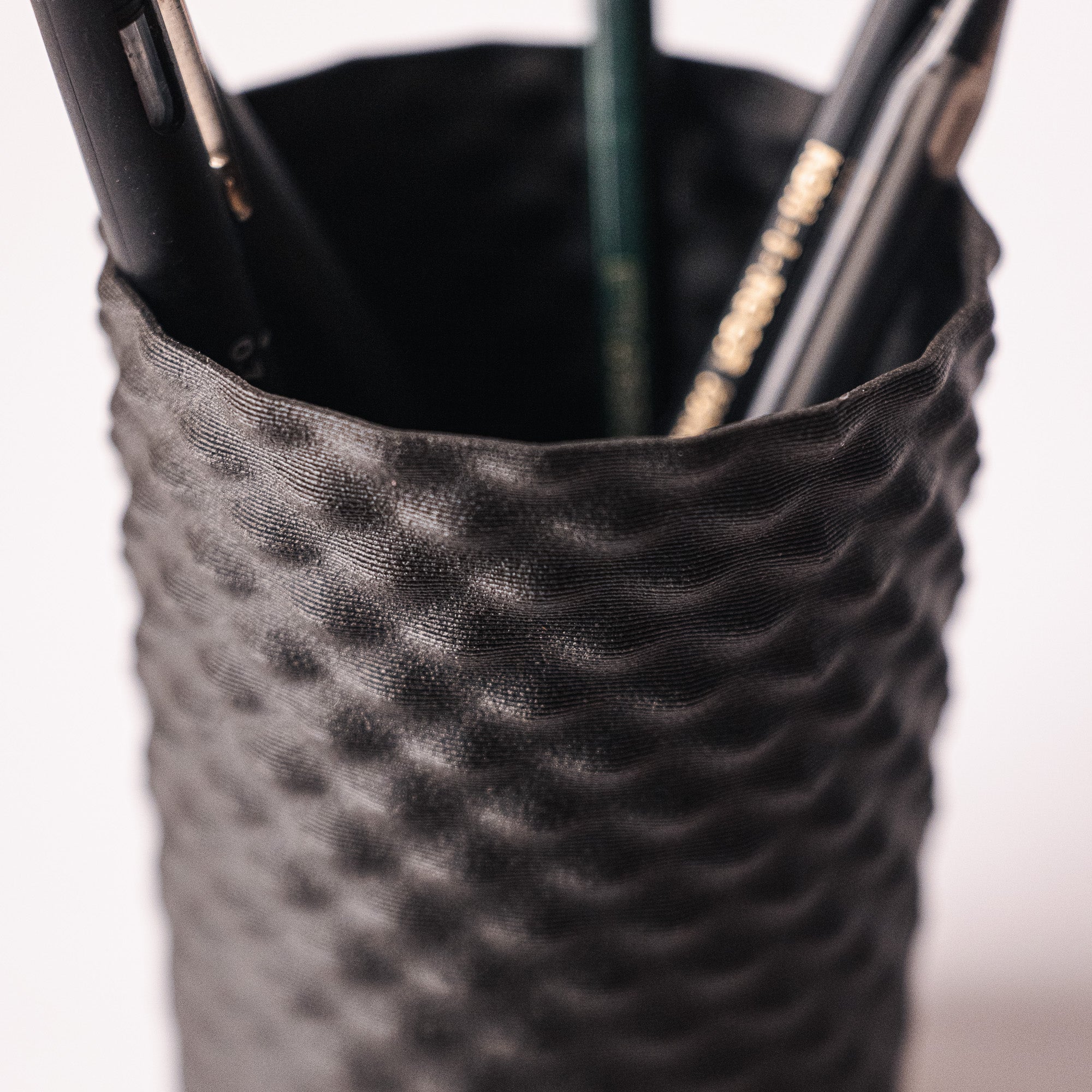 Pencil / brush pot - Reptil